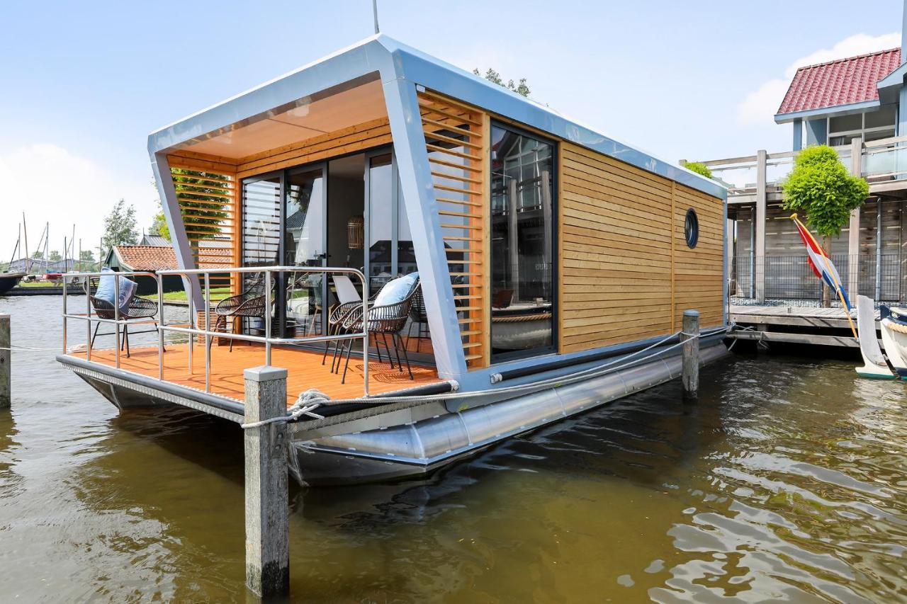 Luxe Houseboat Skoft Hotel Храу Екстериор снимка