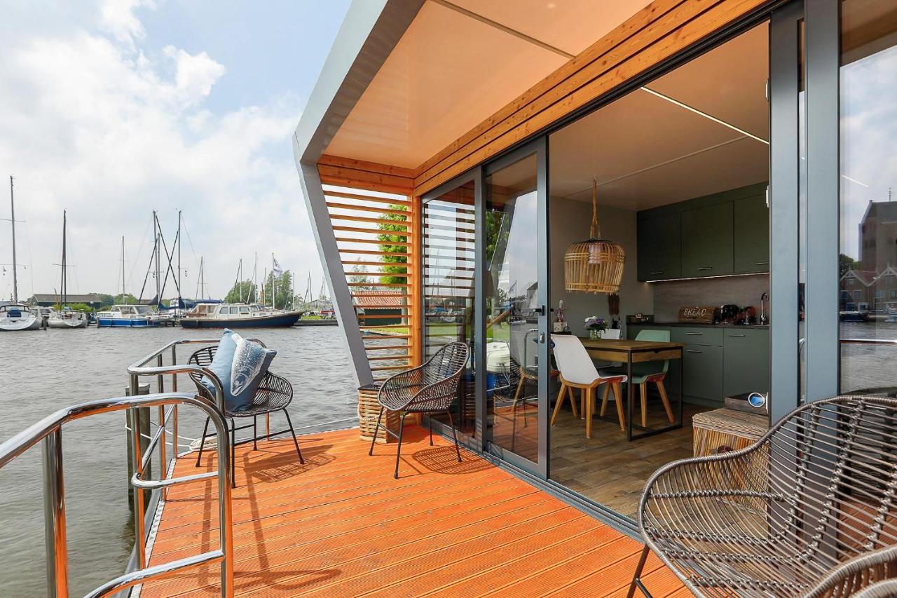 Luxe Houseboat Skoft Hotel Храу Екстериор снимка